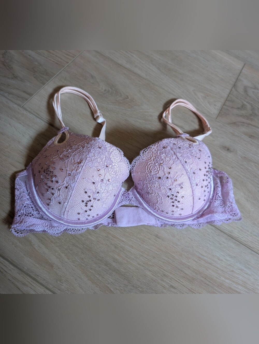 Victoria's Secret Lavender Lace Embellished Push-Up Bra